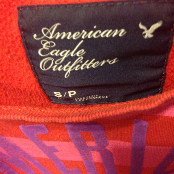 American Eagle throw over sweater. - Picture 2 of 3