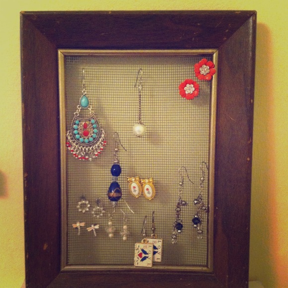 Adorable Earring Display Rack
