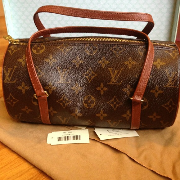 **SOLD**Louis Vuitton Monagram Papillon 26