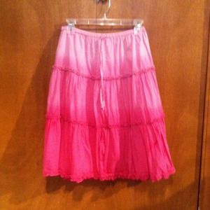 ✋✋✋✋sold in bundle Pink ombré skirt