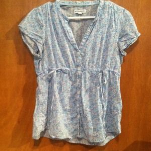 Blue floral Aeropostale button up top