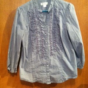 Button up ruffle chambray top. Cute buttons :)