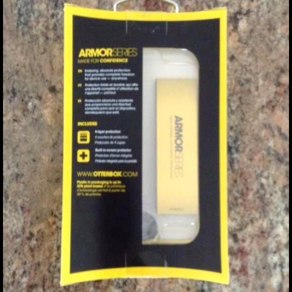 Otterbox armor series(waterproof) - Picture 2 of 4