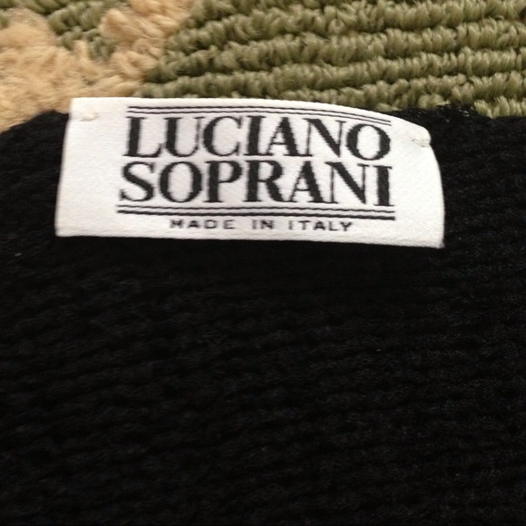 Gorgeous vintage black crochet top