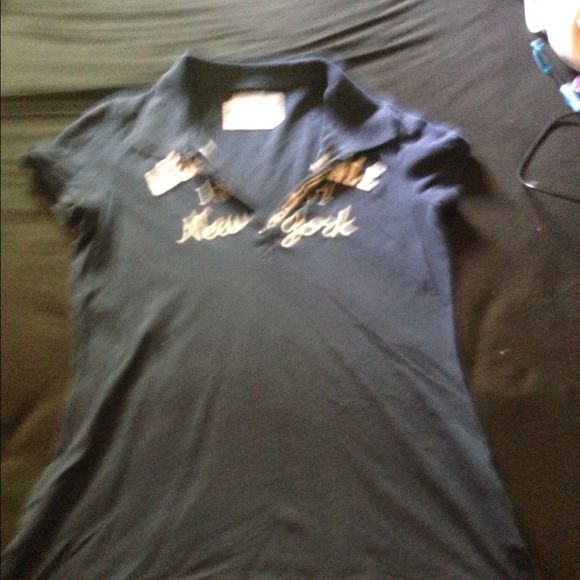 Navy Blue Collared T-Shirt - Picture 2 of 3
