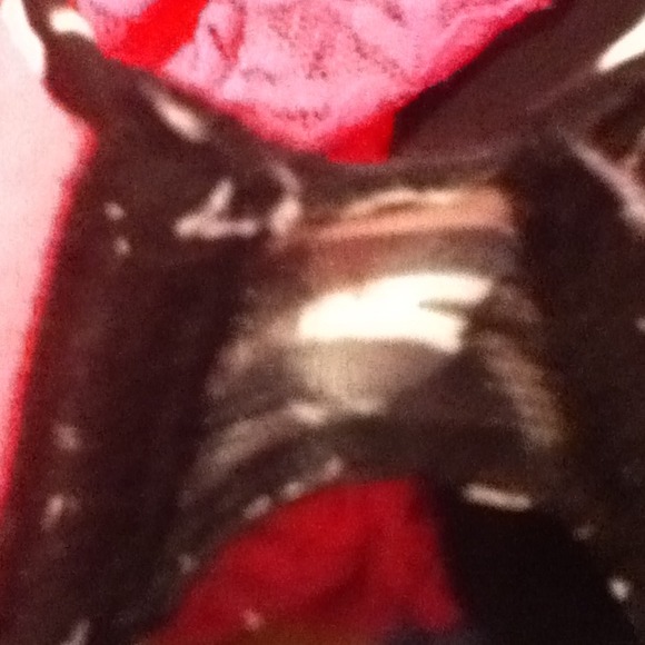 Zebra bra! - Picture 3 of 3