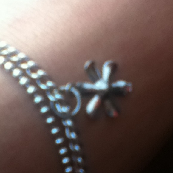 Daisy anklet - Picture 3 of 4