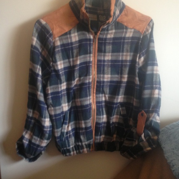 Cute plaid zip-up blouse/throw over