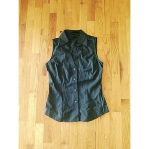 Black and White Sleeveless Dress Top