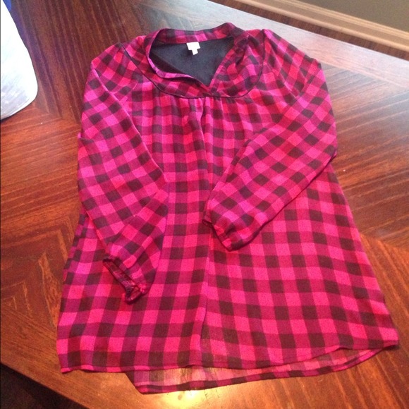 **Traded** Rue 21 Plaid Tunic Top