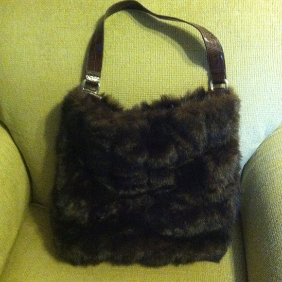 Faux Fur Bag 🎀