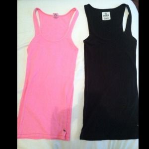 🐶Two Victoria Secret tank tops 🐶