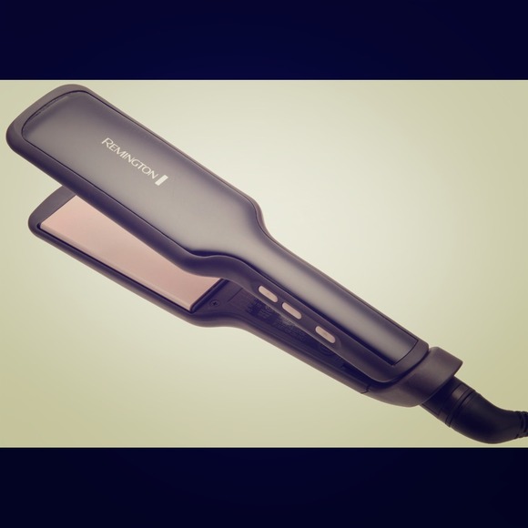 ❌SOLD❌Remington 1 1/2-2in Pearl Hair Straightener