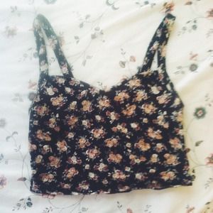🚫HOLD🚫 UO floral bralette