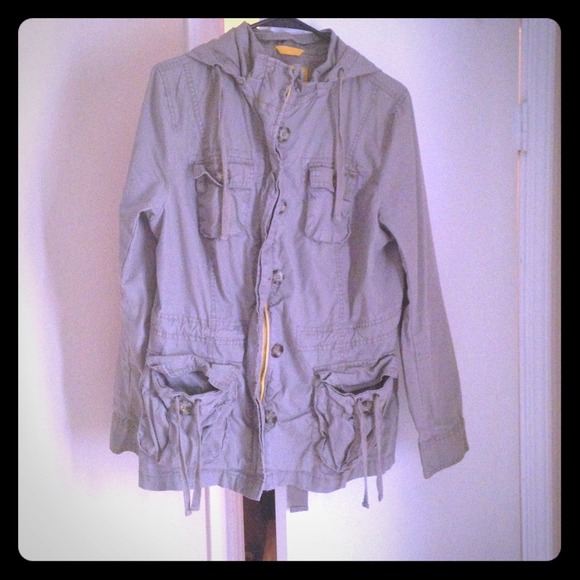 SOLD IN BUNDLE Old navy zip-up jacket