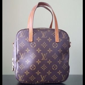 Authentic Louis Vuitton monogram canvas spontini