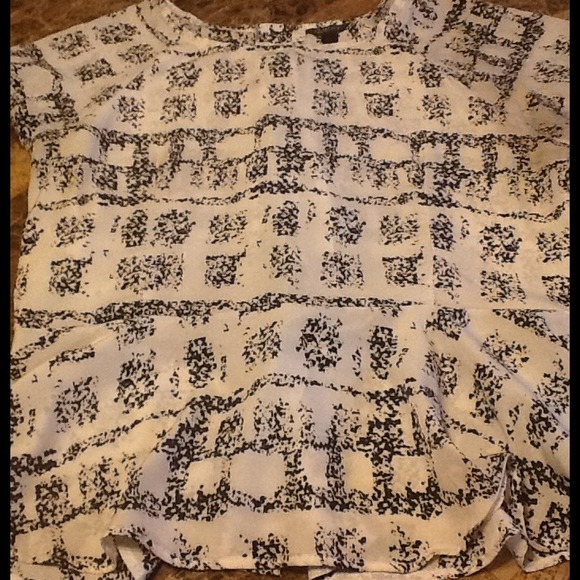 Peplum Top - Picture 2 of 3