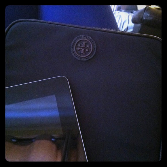 Tory Burch Robinson e-tablet Black Nylon iPad Case