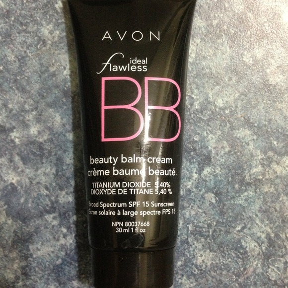 🚫sold🚫Ideal Flawless BB Cream Light Medium