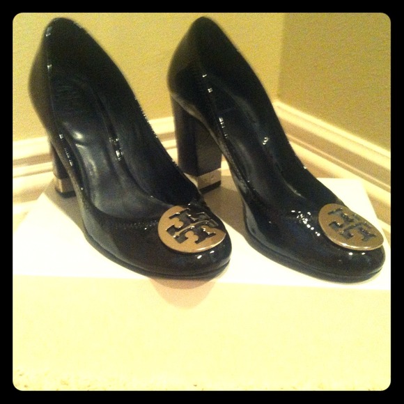 Tory Burch black patent leather heels