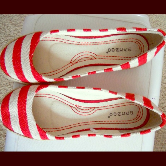 Red and white Flats