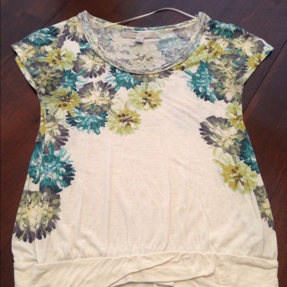 🎯Sold🎯Lauren Conrad floral top, XS