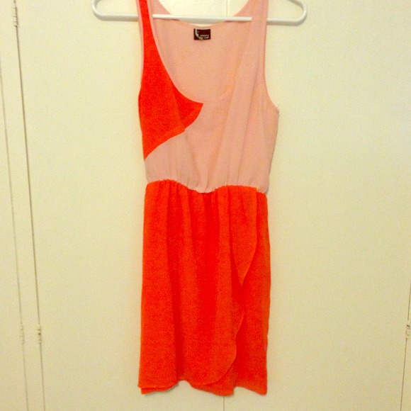 ❌SOLD❌ Urban Outfitters Colorblock Tulip Dress