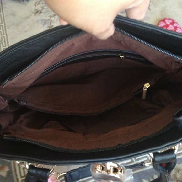 🔴SOLD in bundle🔴Kashieca Hummer Tote - Picture 3 of 4