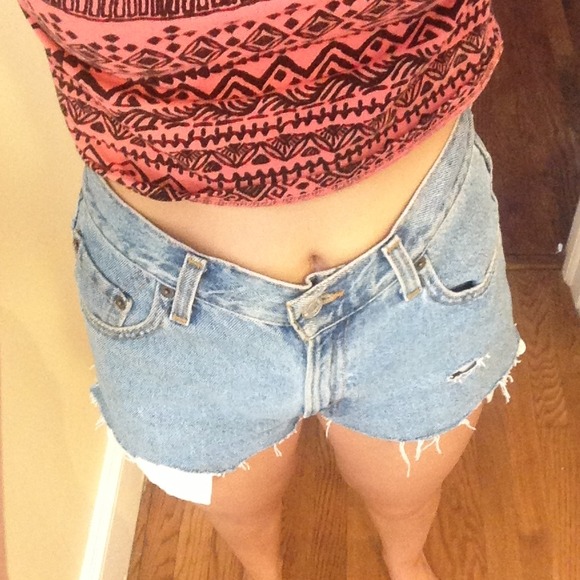 High waisted LEVI short-shorts