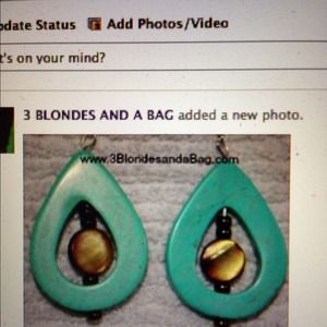 Turquoise colored Teardrop Earrings