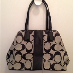 Coach large shoulder bag