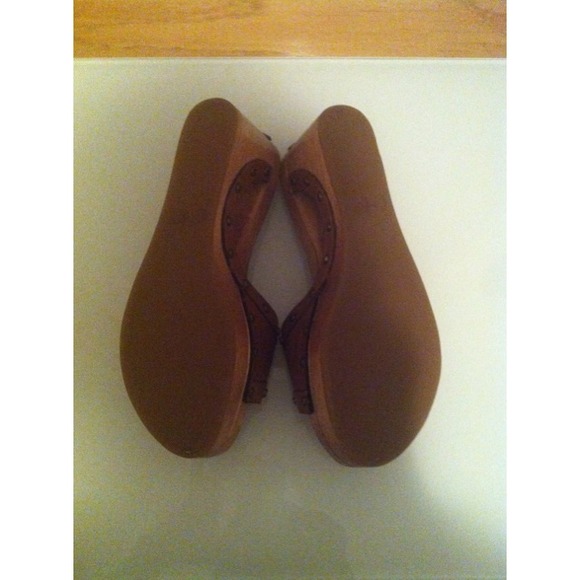 🎉BUNDLED🎉Topshop sequined floral crop cardigan - Picture 3 of 4