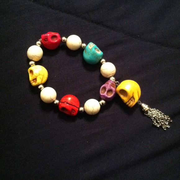 Marbled stone skull bracelet