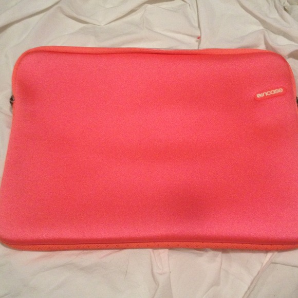 Peach INCASE laptop case