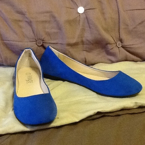 Royal blue flats