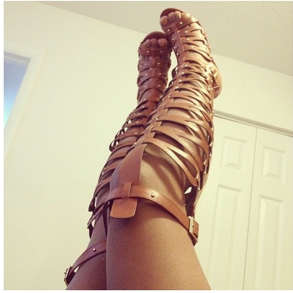 Gladiator Heels! 🎯