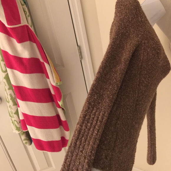 Victoria's Secret Sweater - Picture 4 of 4