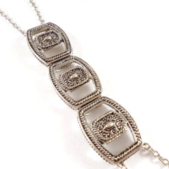 ❤New Trendy Body Chain❤ - Picture 3 of 3
