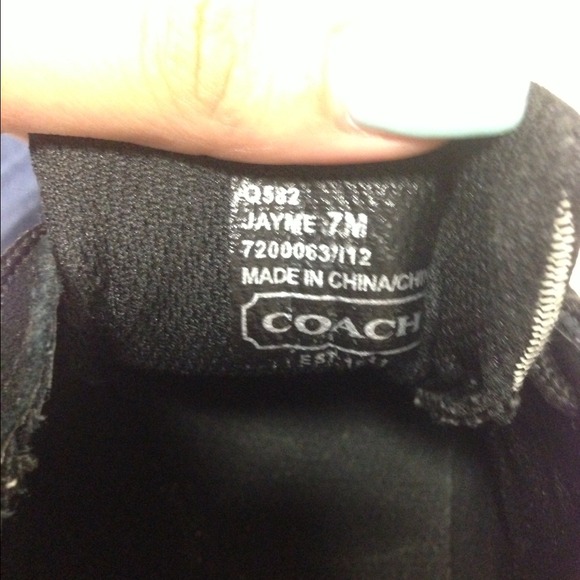 Authentic 💯✔ Black Coach shoes - Picture 4 of 4