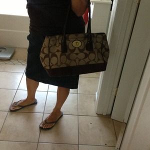 ✨✨bundle for @loca5622 ✨✨Coach bag ..:)