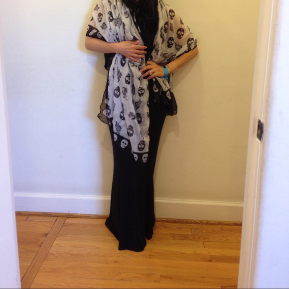 Hot selling skull scarf shawl - Picture 4 of 4