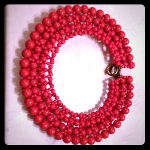 Beaded necklace