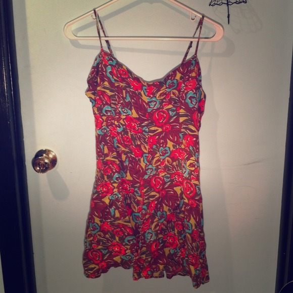 Floral fitted short dress