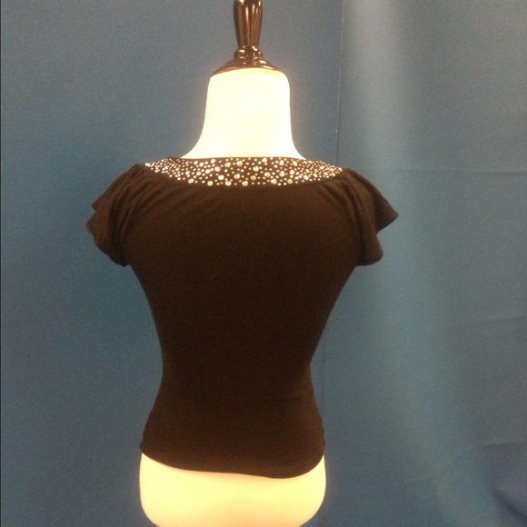 LOWERED! Express cotton top with rhinestones - Picture 3 of 3
