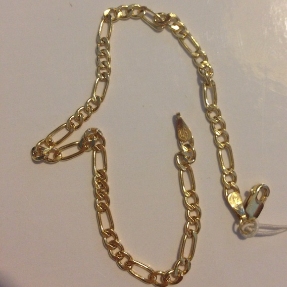 💥Final sale 10k real solid gold figaro bracelet..