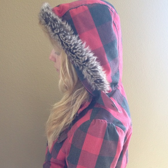 😍SOLD😍 Roxy Hooded Winter Jacket - Picture 2 of 4