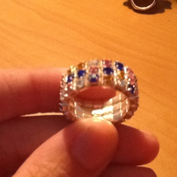 Multicolored Stretchable Ring - Picture 2 of 2