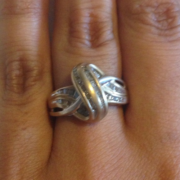 10k antique real solid gold cross over ring