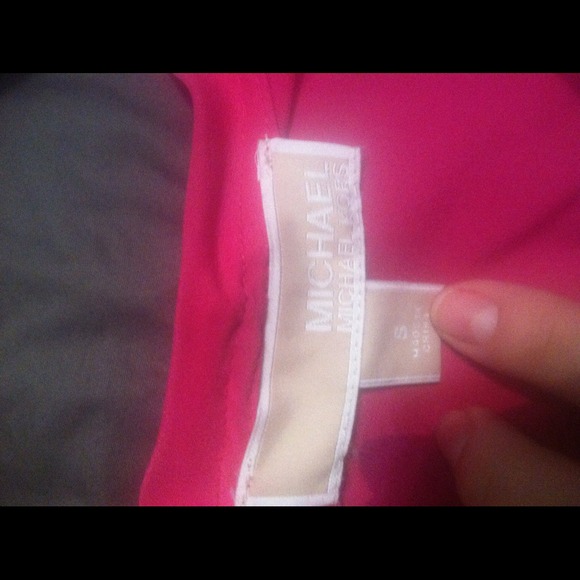 Michael Kors zipper shirt. Never worn - Picture 3 of 3