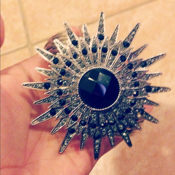 Bracelet - Picture 3 of 3